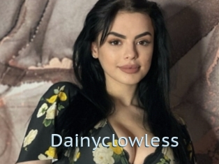 Dainyclowless