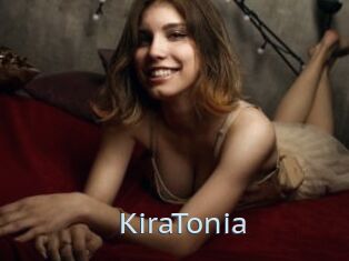 KiraTonia