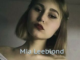 Mia_Leeblond