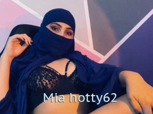 Mia_hotty62