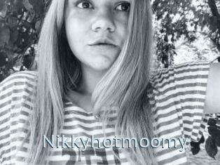 Nikkyhotmoomy