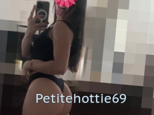 Petitehottie69