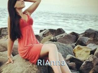 Ri_Anna