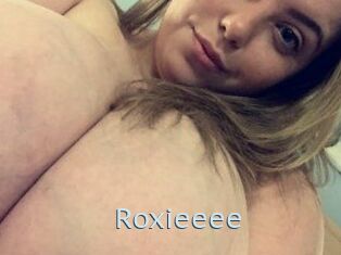 Roxieeee