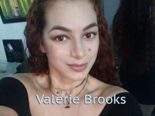 Valerie_Brooks